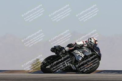 media/Dec-01-2025-Moto Forza (Mon) [[2daa91e15f]]/2-Intermediate Group/Session 2 Turn 9 Entry/